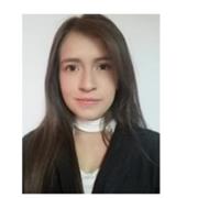 Entrenadora personalizada, manejo de grupo enseñando lo mejor del deporte